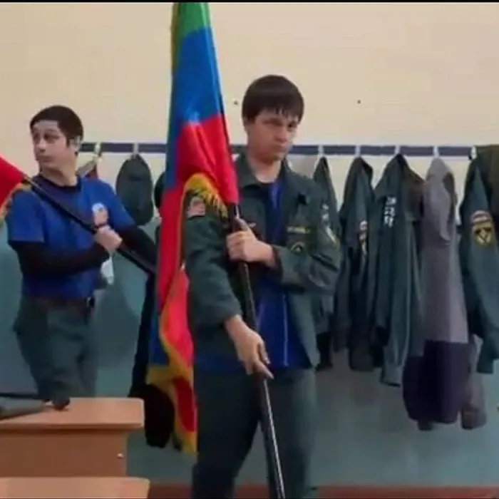 Торжественный вынос флагов