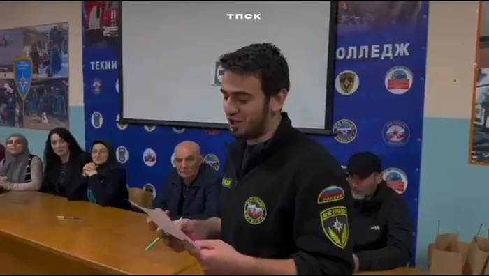 IMG_9003.MP4_snapshot_01.02.366