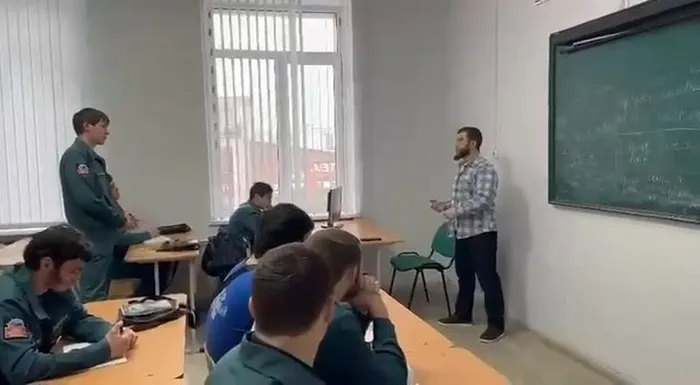 IMG_8828.MP4_snapshot_00.16.225